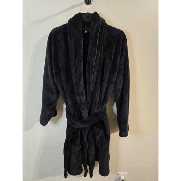 Plush & Lush Other - Victoria's‎ Secret Short Robe Plush Embroidered Black Housecoat M/L